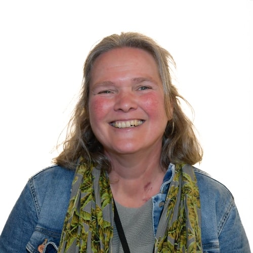 Esther Plemper